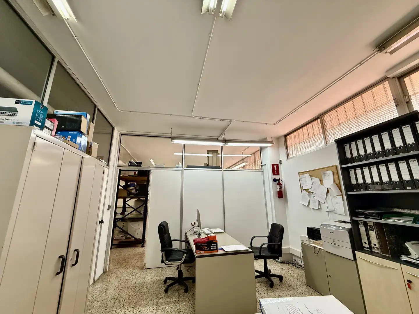 Local en venta en Cornellà de Llobregat