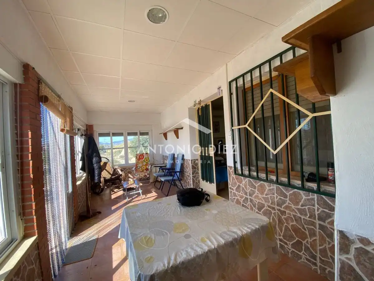 Country house zum Verkauf in Aspe mit Klimaanlage, Terrasse und Abstellraum
