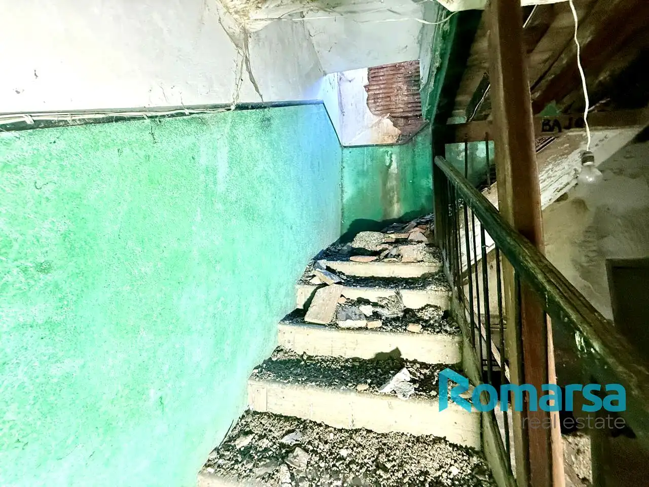 Casa adosada en venta en Ávila con Jardín privado