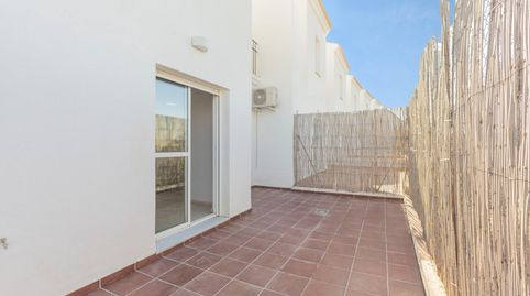 Foto 2 de Casa adosada en venta en Calle de las Pilas, 11, La Palma del Condado, Huelva