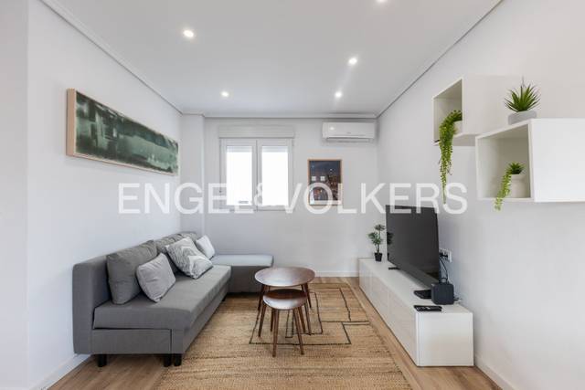 Apartamento en Alquiler en C/ dels Centelles en Russafa