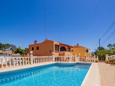 Villa con piscina in vendita a La Nucia Pueblo