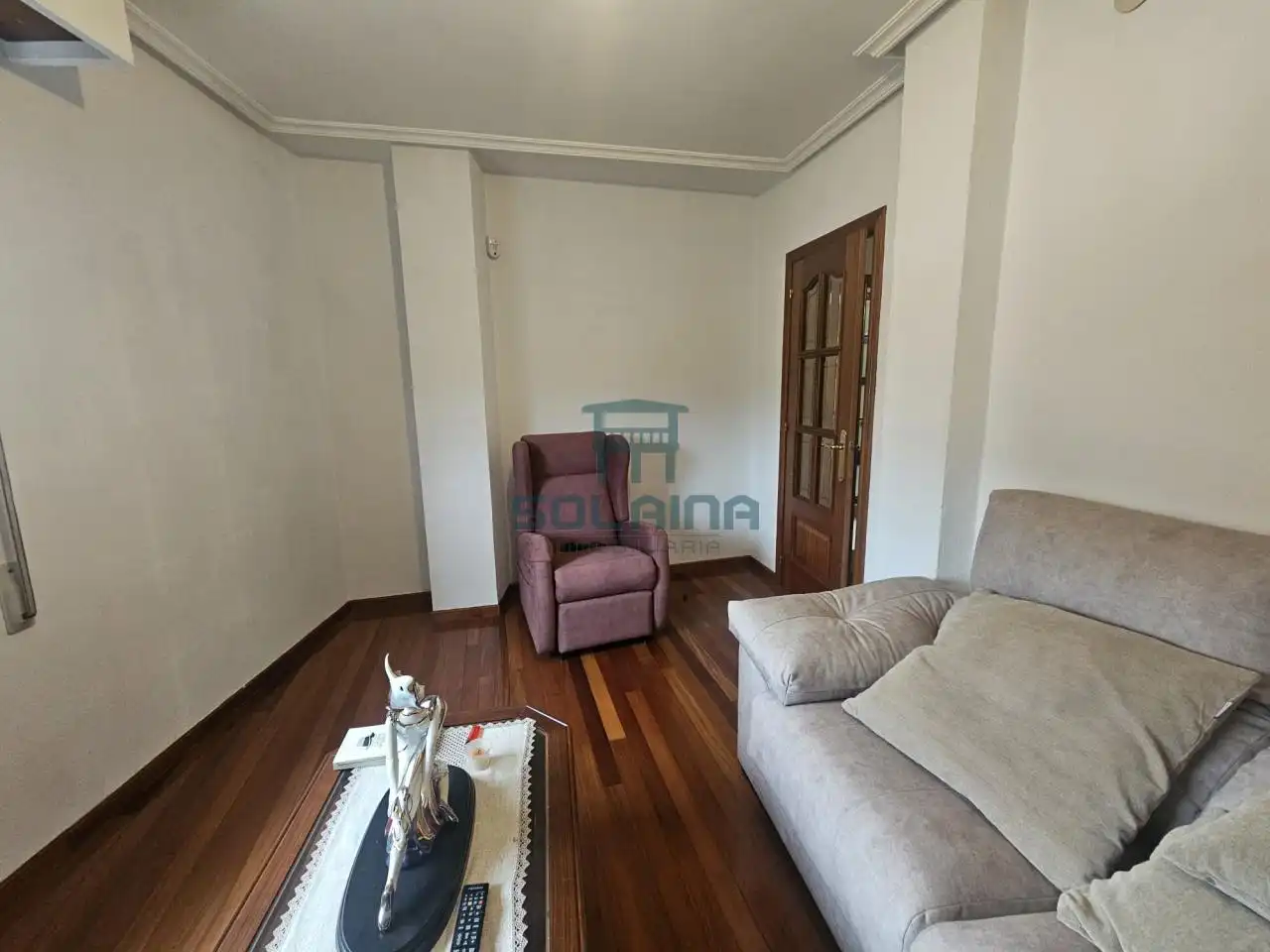 Casa con balcón en venta en Vistahermosa, imagen 3