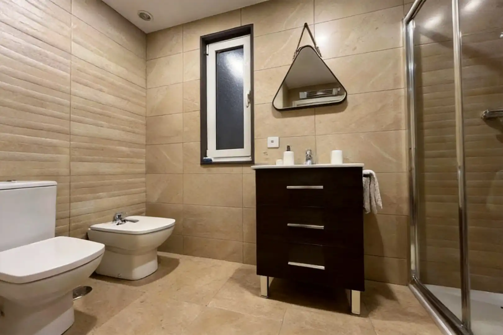 Bathroom of Flat for rent in Ferrol  with Heating, Terrace and Furnished