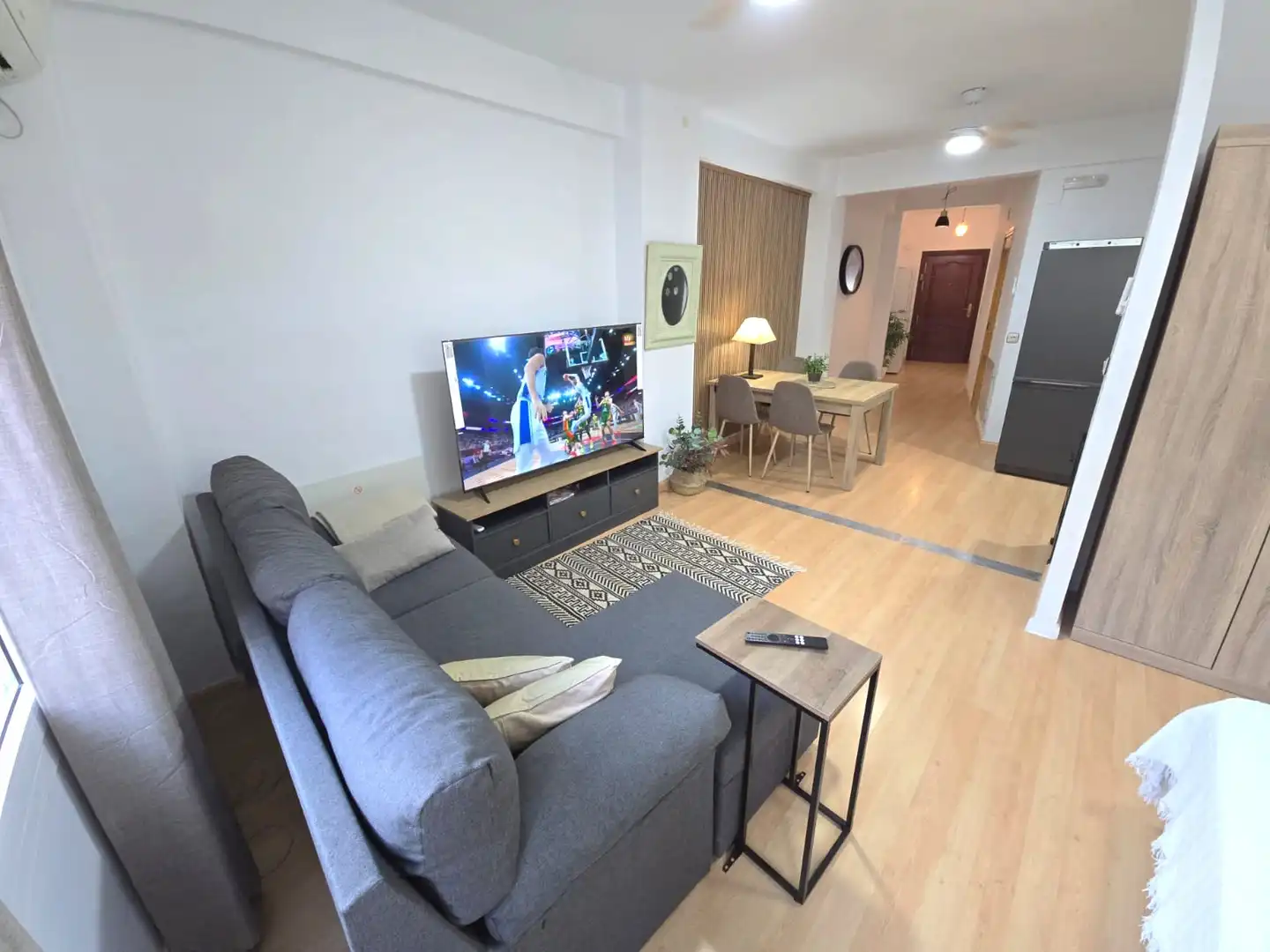 Sala de estar de Apartamento de alquiler en Cáceres con Aire acondicionado, Calefacción y Amueblado