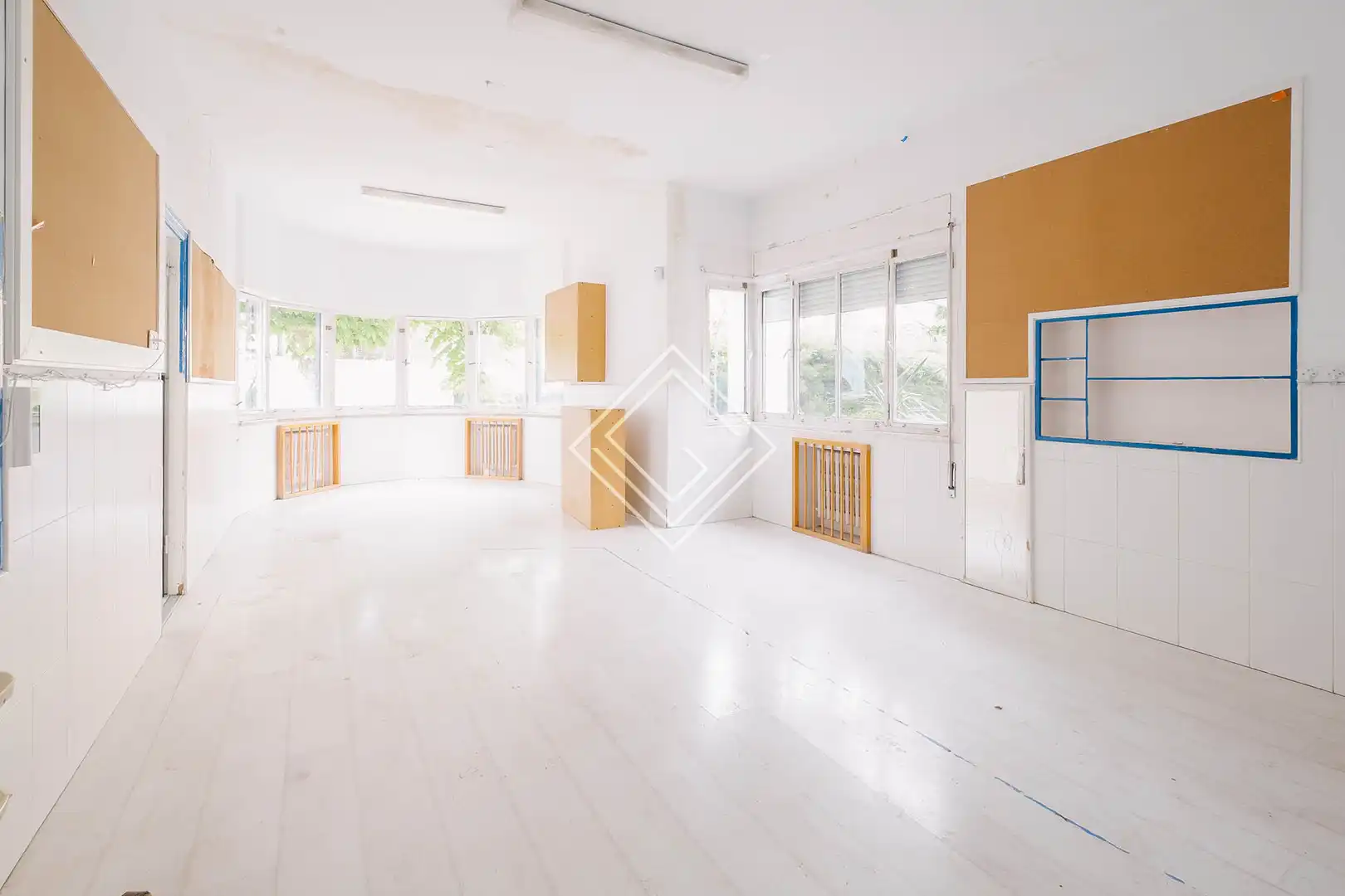 Buildings for sale in Madrid