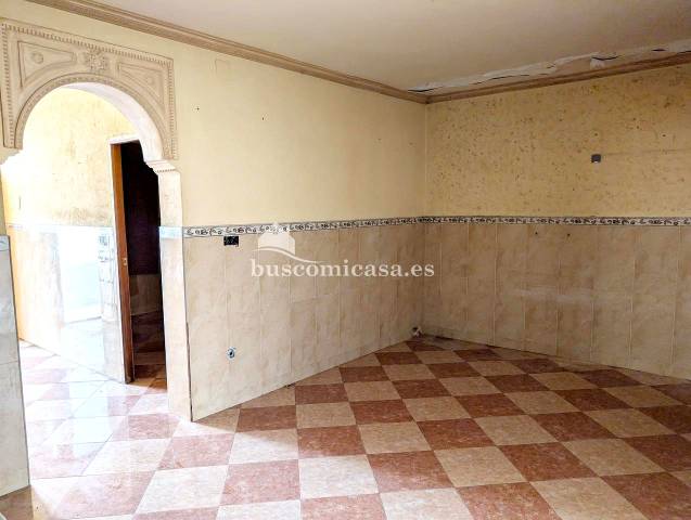 Casa adosada en Venta en Juan Xxiii, 4 en Jamilena