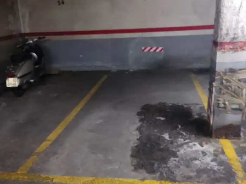 Parking of Garage for rent in Valencia