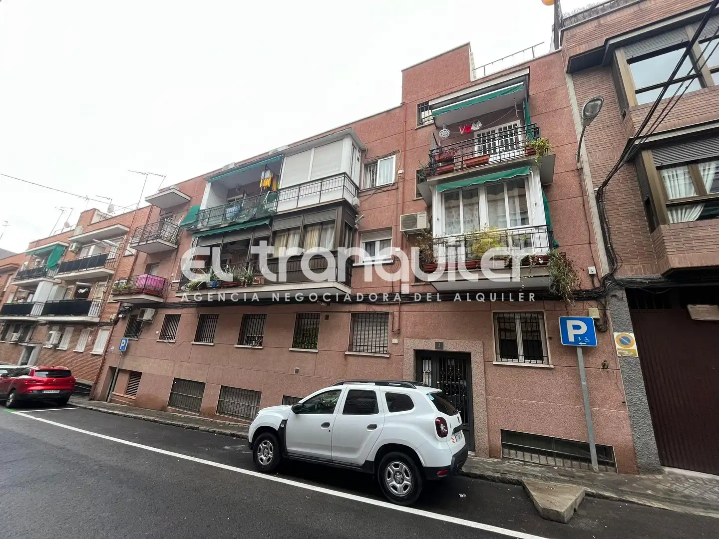 Vista exterior de Piso de alquiler en Madrid con Aire acondicionado, Parquet y Se aceptan mascotas