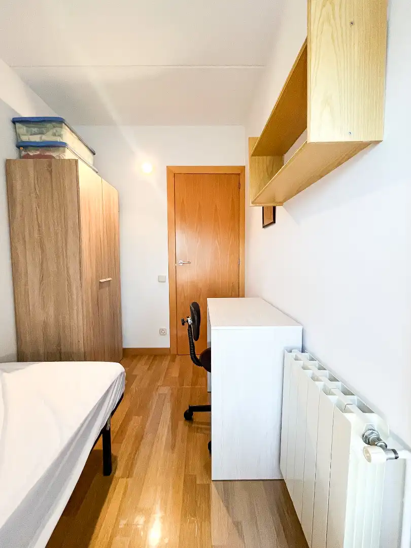 Habitación de Piso de alquiler en Cerdanyola del Vallès con Aire acondicionado, Calefacción y Parquet