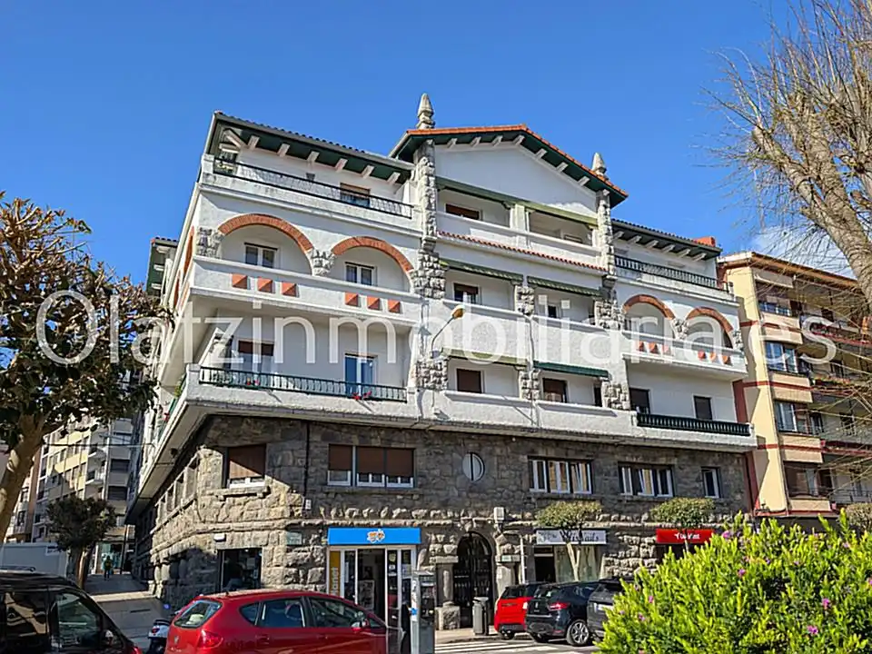 Piso con ascensor en venta en Centro, imagen 2