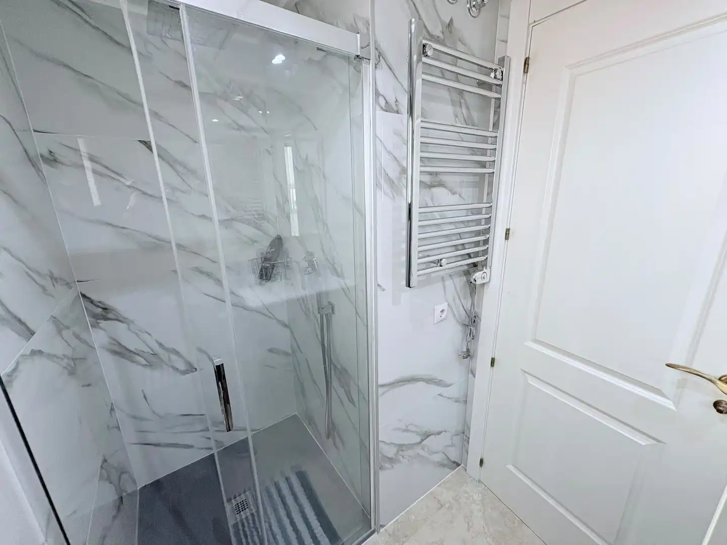 Appartement compact avec ascenseur à vendre à N/A, imagen 30