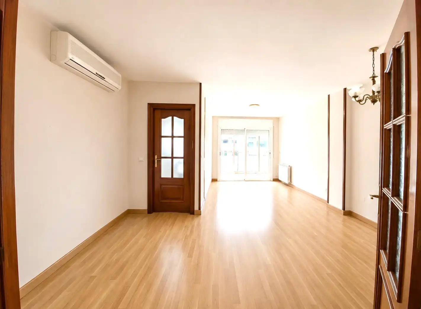 Sala de estar de Piso en venta en Mataró con Aire acondicionado, Calefacción y Parquet