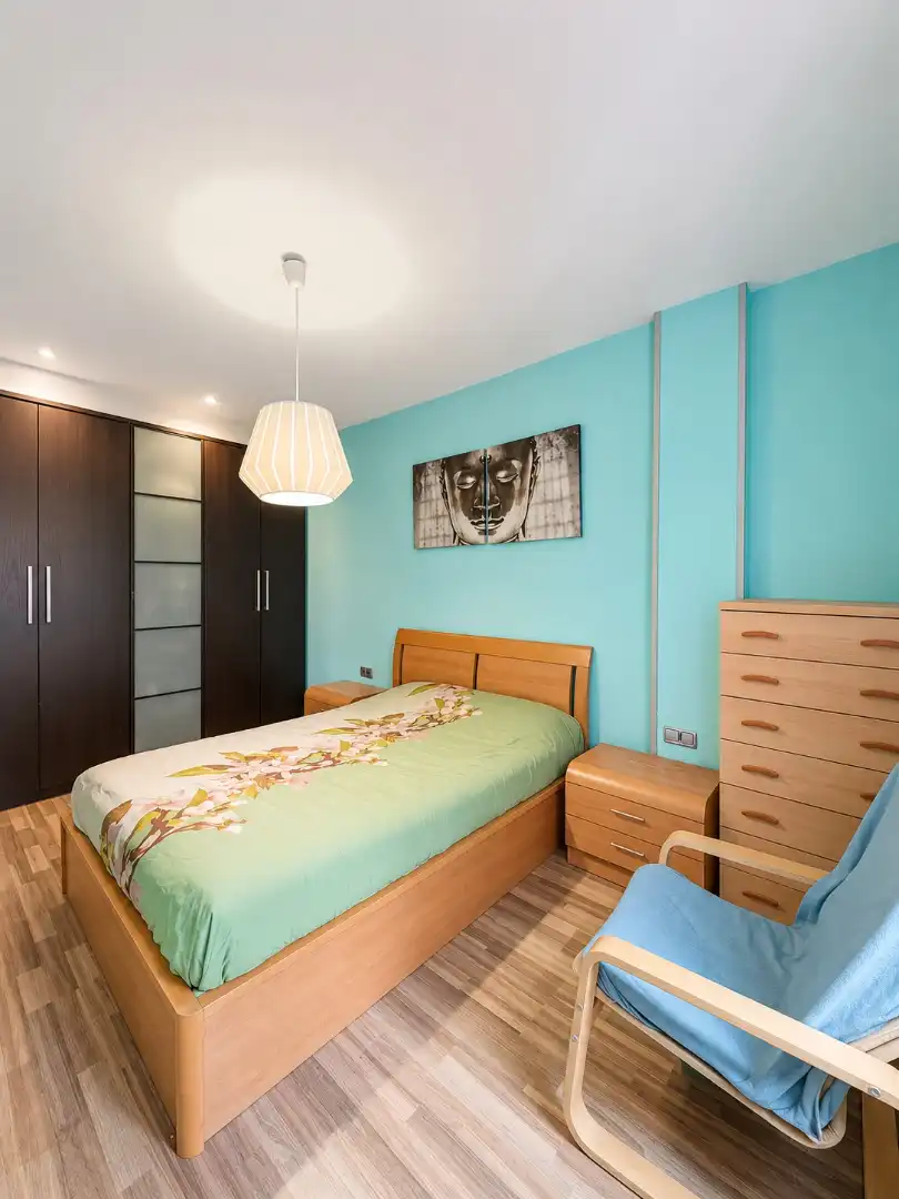 Habitación de Piso en venta en El Prat de Llobregat con Aire acondicionado, Calefacción y Balcón
