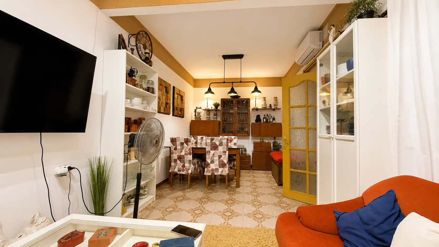 Living room of Houses for sale in Sant Joan Despí  with Terrace