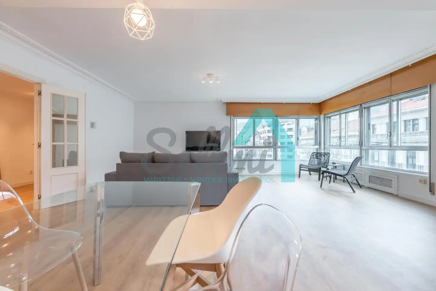 Wohnzimmer von Wohnung zur Miete in Oviedo  mit Heizung, Parkett und Terrasse