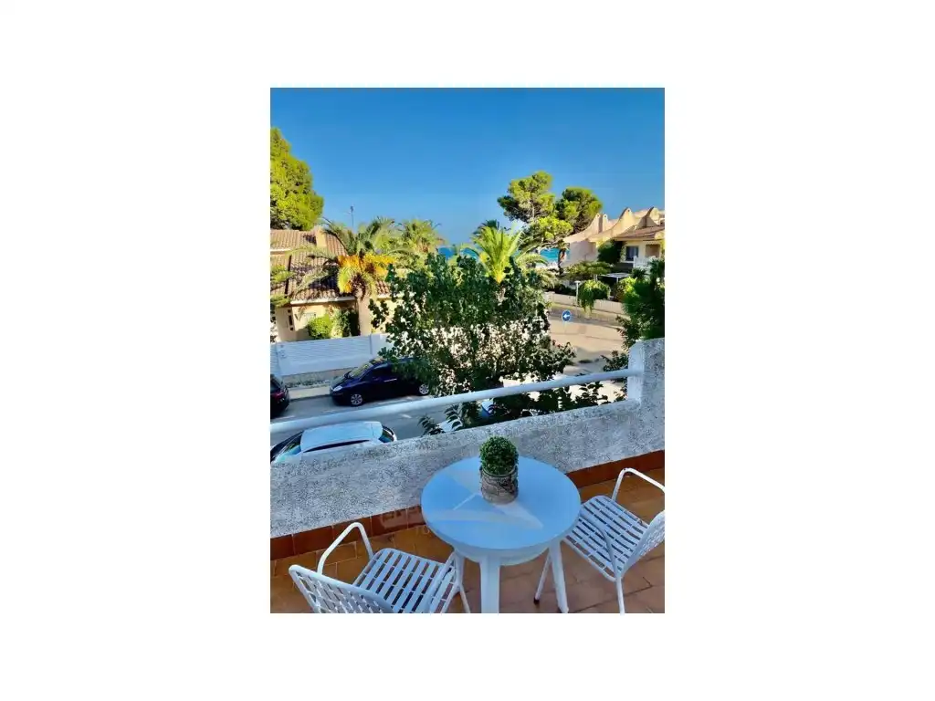 Vista exterior de Casa o chalet en venta en Mont-roig del Camp con Aire acondicionado, Jardín privado y Terraza