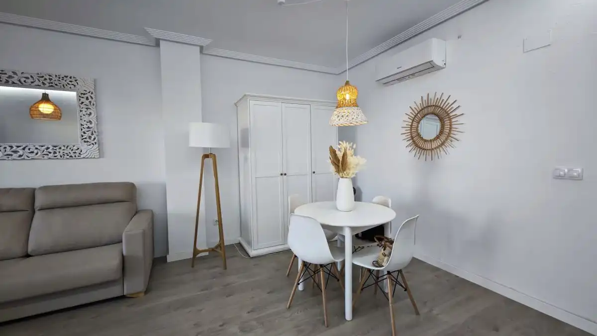 Dining room of Apartments for rent in Elche / Elx  with Air Conditioner, Heating and Terrace
