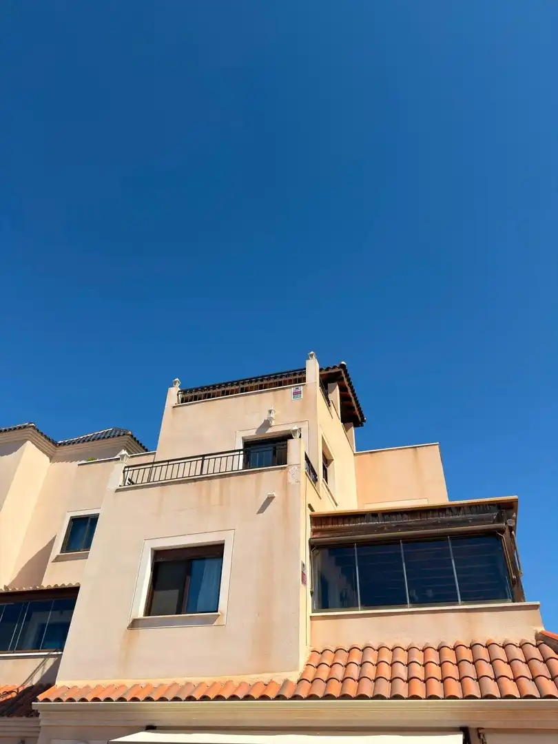 Vista exterior de Casa o chalet en venta en Águilas con Aire acondicionado, Calefacción y Terraza