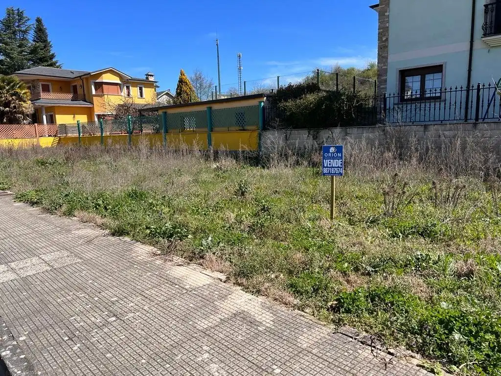 Terreni e lotti in vendita a Cacabelos, imagen 2