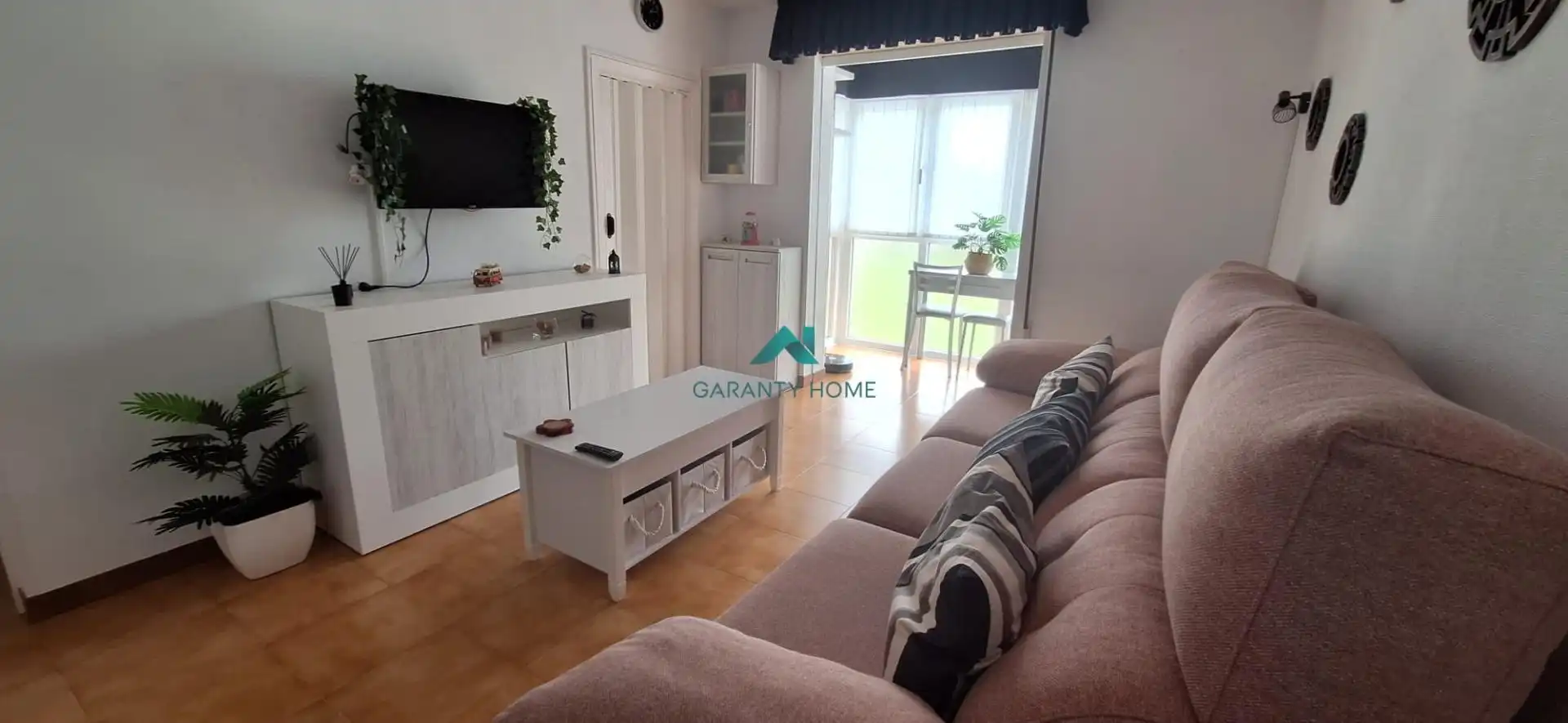 Living room of Study for rent in Laredo  with Heating and Furnished