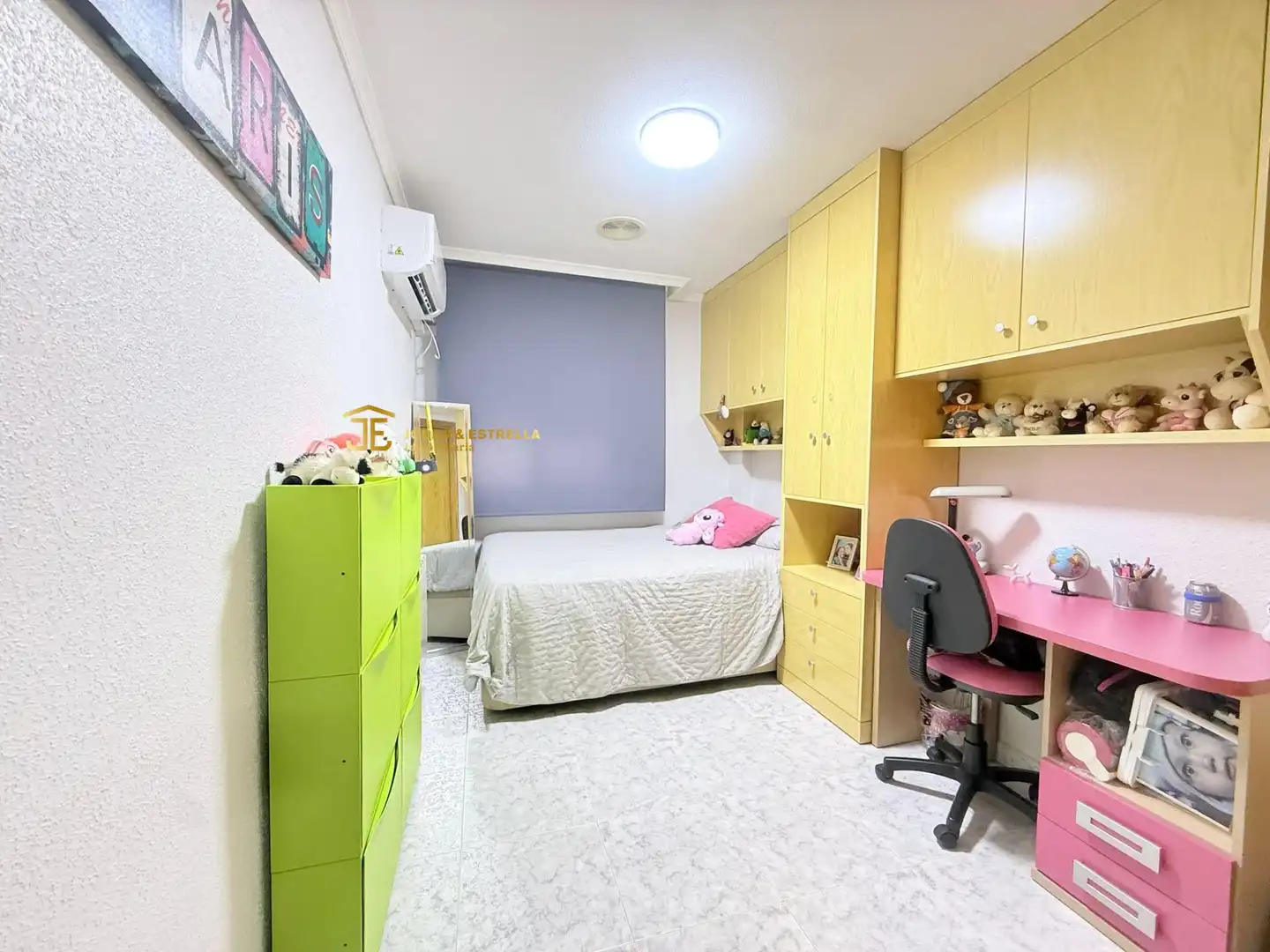 Bedroom of Flat for sale in Lorca  with Air Conditioner, Heating and Storage room