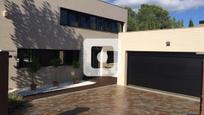 Vista exterior de Casa o xalet en venda en Sant Julià de Ramis amb Aire condicionat, Terrassa i Traster
