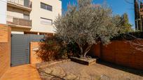 Exterior view of Single-family semi-detached for sale in Granollers  with Air Conditioner, Heating and Private garden