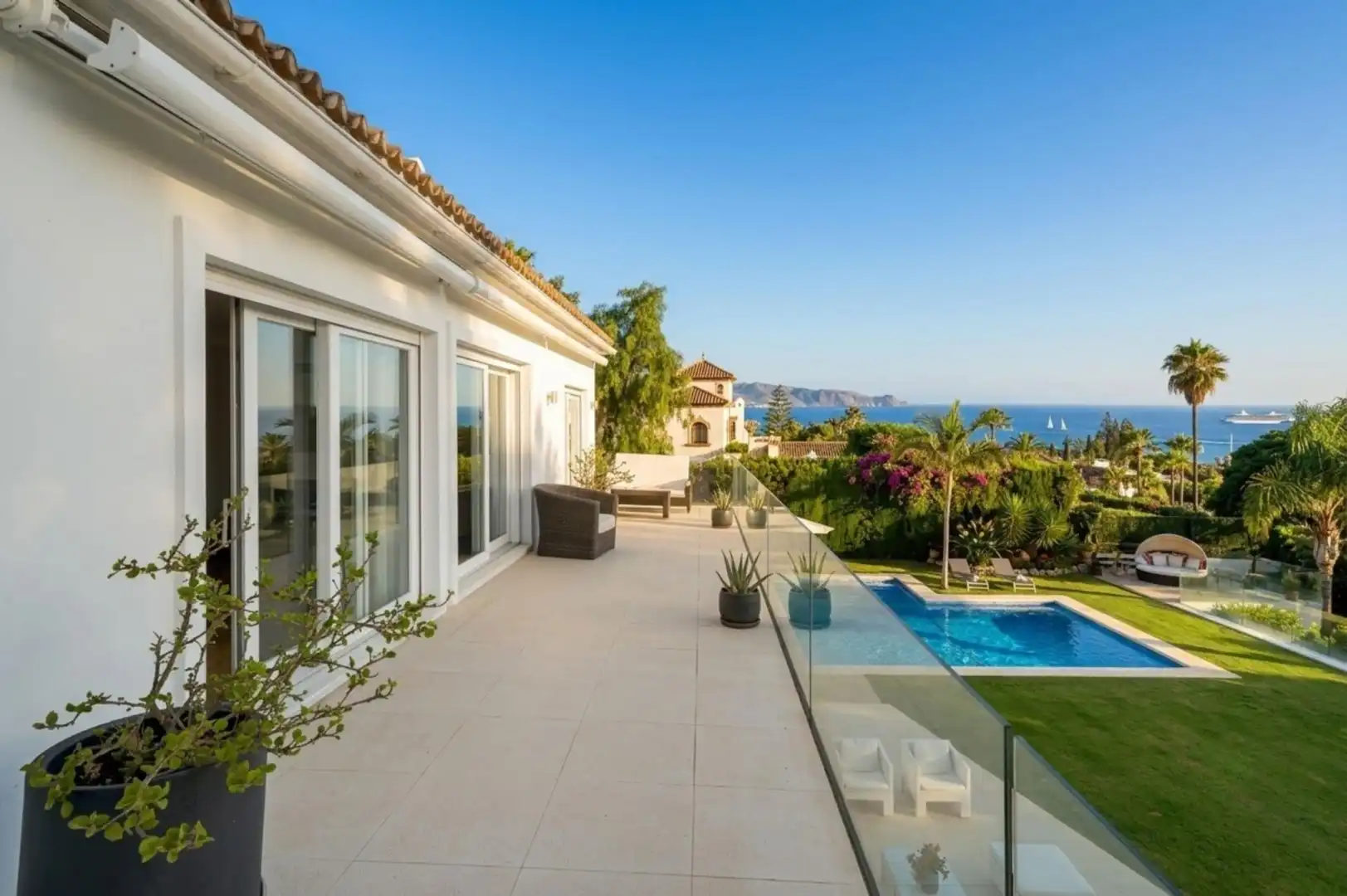 Terraza de Casa o chalet en venta en Marbella con Calefacción, Jardín privado y Terraza