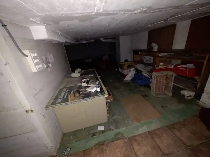 Local en venta en Baños de Montemayor
