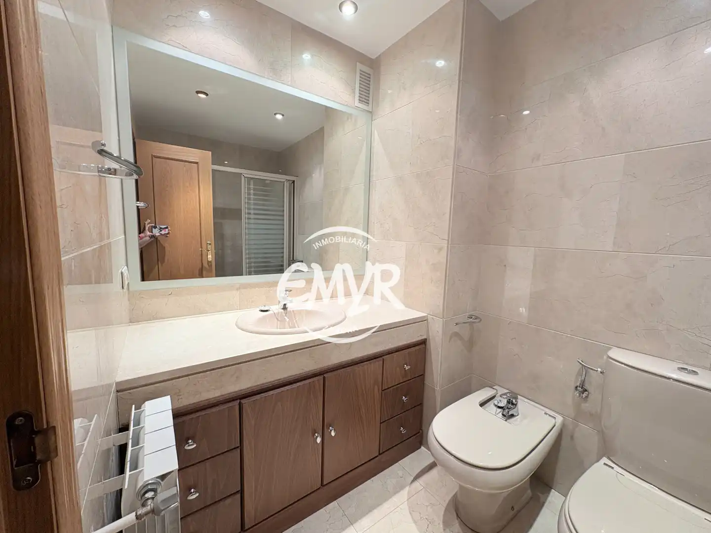 Bathroom of Flat for sale in Zamora Capital   with Heating, Parquet flooring and Terrace