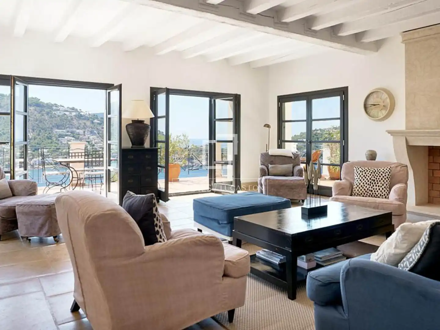 Living room of Houses for sale in Andratx  with Air Conditioner, Heating and Terrace