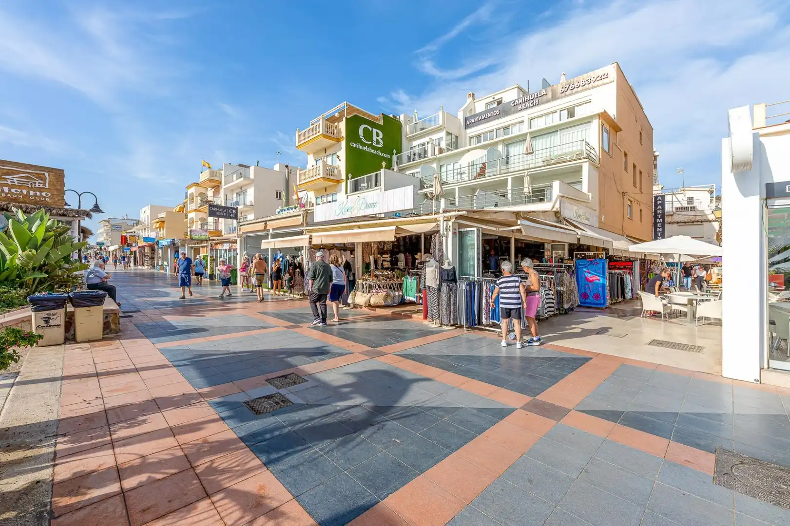 Vista exterior de Apartamento en venta en Torremolinos con Aire acondicionado, Calefacción y Terraza