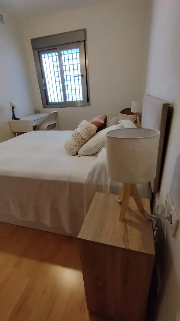 Bedroom of Flat for rent in Málaga  with Air Conditioner, Parquet flooring and Furnished