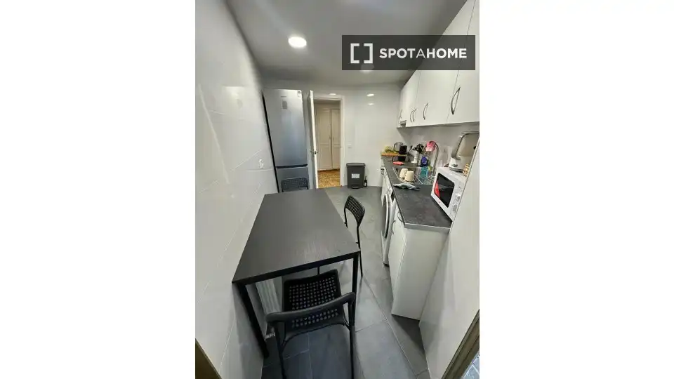 Kitchen of Flat for rent in Madrid  with Air Conditioner, Heating and Furnished