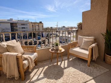 Apartamento con balcón en venta en P. TIPIC/AV. F.DE CLIMENT