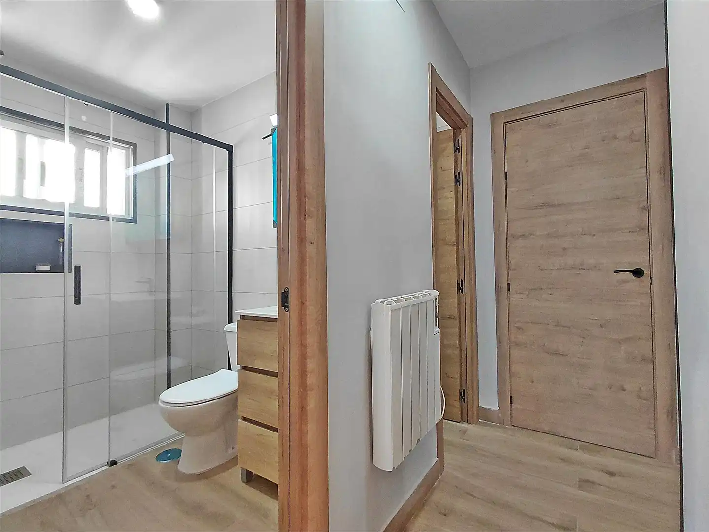 Baño de Piso en venta en Pontevedra Capital  con Calefacción y Trastero