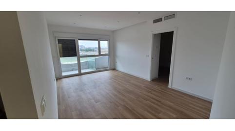 Foto 2 de Apartamento en venta en Calle Matilde Tagle, Avenida Elvas, Badajoz Capital