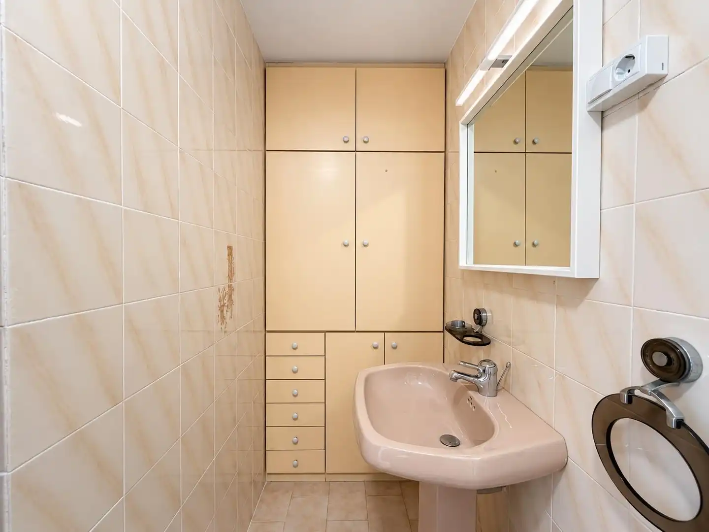 Bathroom of Flat for rent in Burjassot  with Furnished