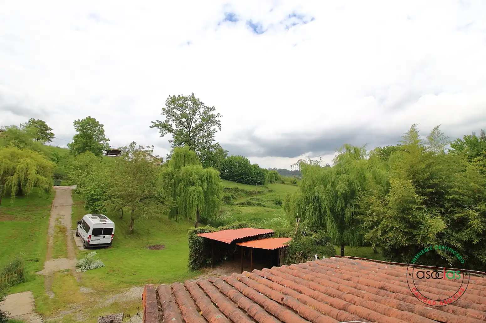 Jardín de Casa adosada en venta en Siero con Calefacción, Jardín privado y Terraza