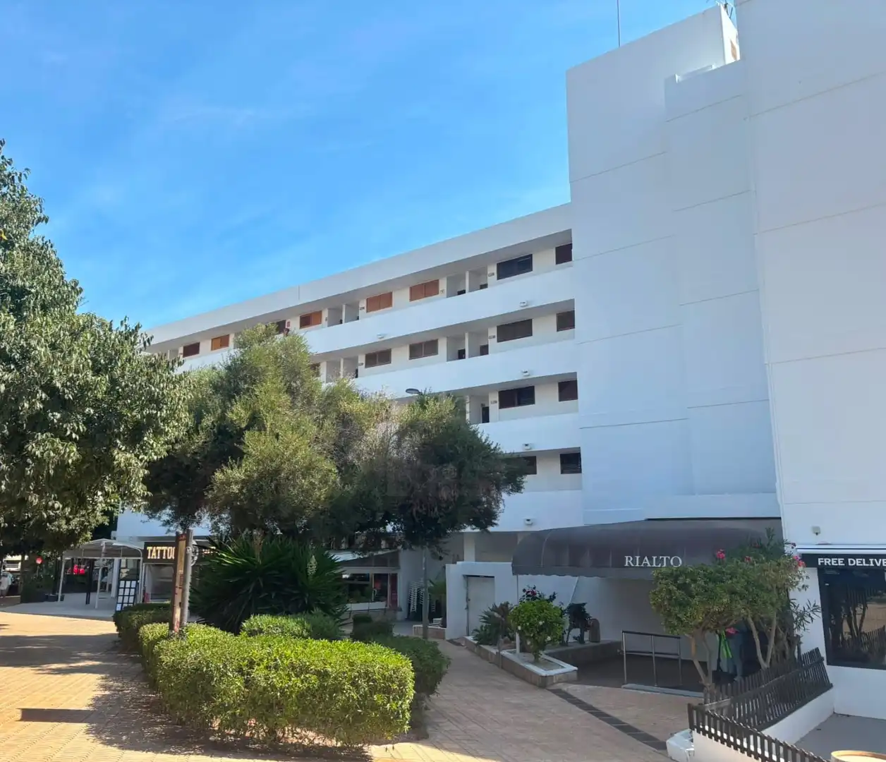 Pis amb piscina en venda a Ses Figueretes - Platja d'en Bossa - Cas Serres