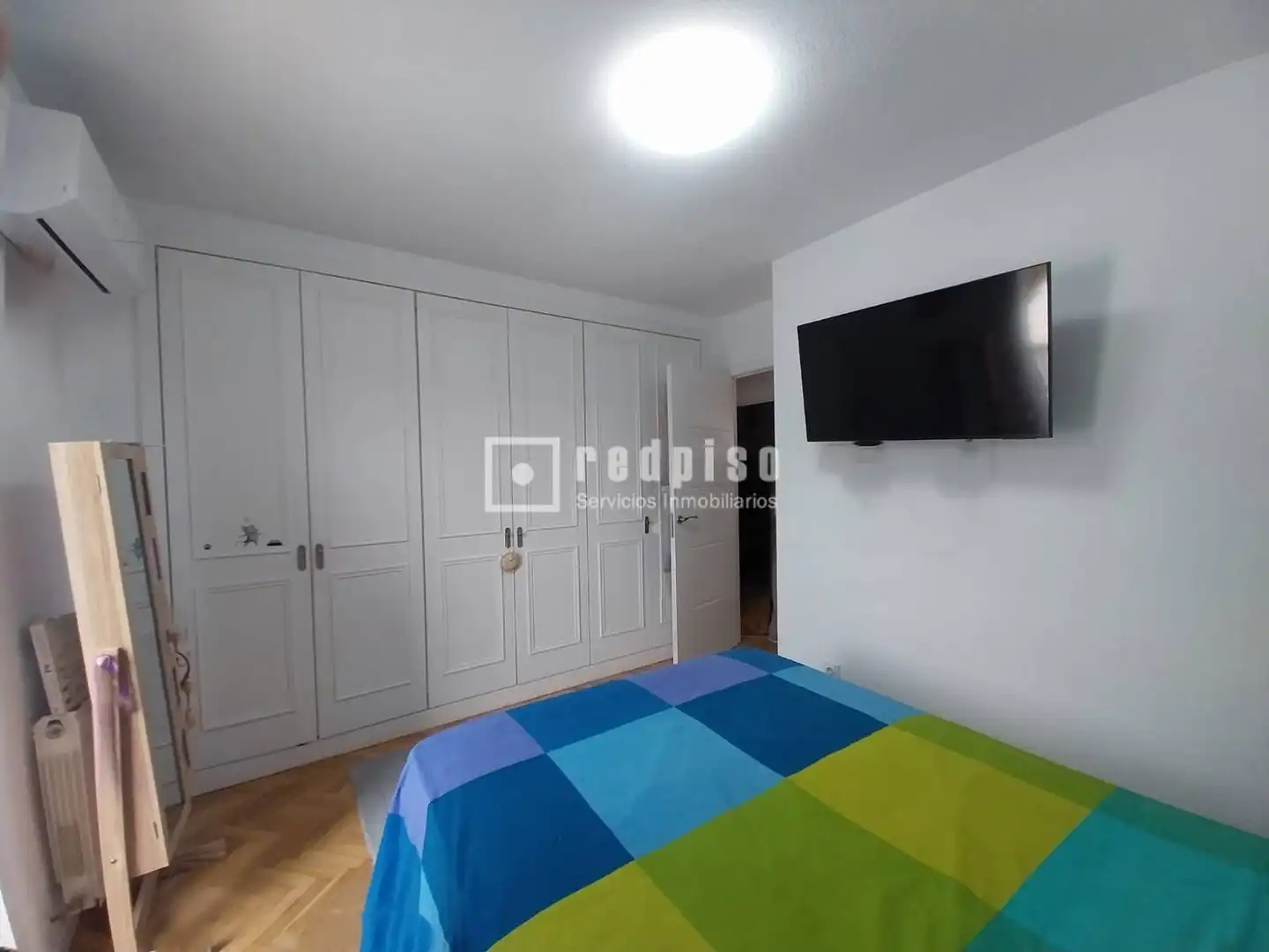 Habitación de Casa o chalet en venta en Rivas-Vaciamadrid con Aire acondicionado, Calefacción y Jardín privado