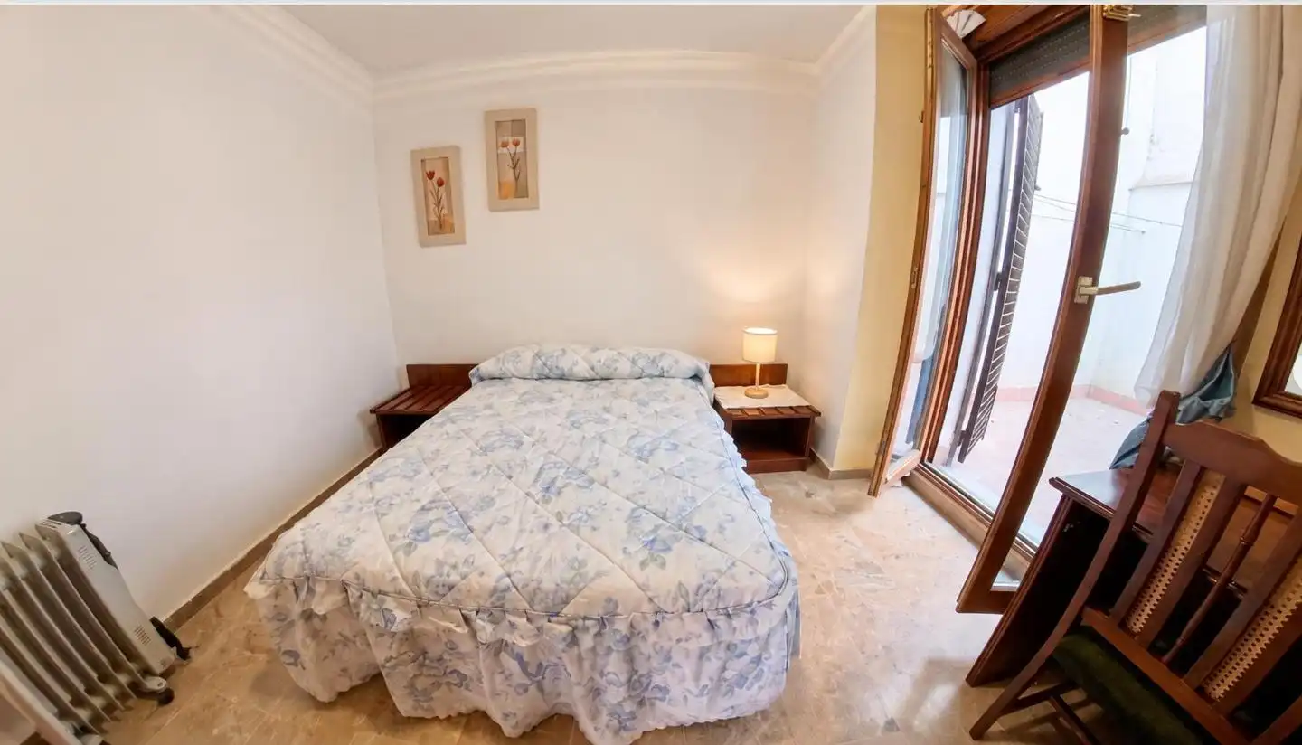 Schlafzimmer von Erdgeschoss zur Miete in Beiro