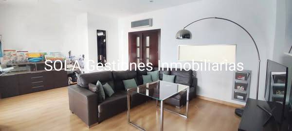 Piso en Venta en Calle Guadalquivir en Torreperogil