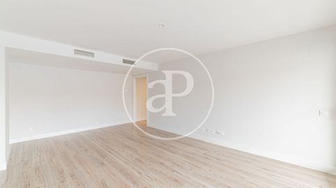 Photo 4 of Flat for rent in C. de Enrique de Aldama, Peñagrande, Madrid Capital