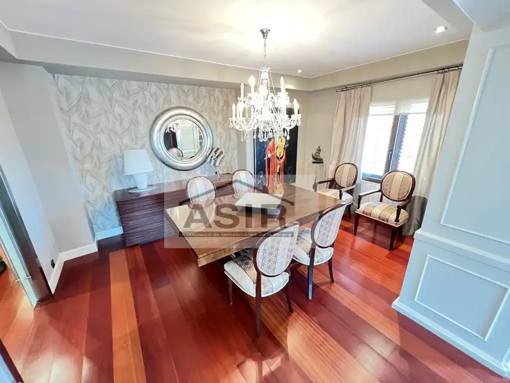 Flat for rent in Plaza Major, Centre