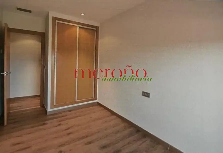 Schlafzimmer von Wohnung zur Miete in Elche / Elx mit Klimaanlage, Terrasse und Möbliert