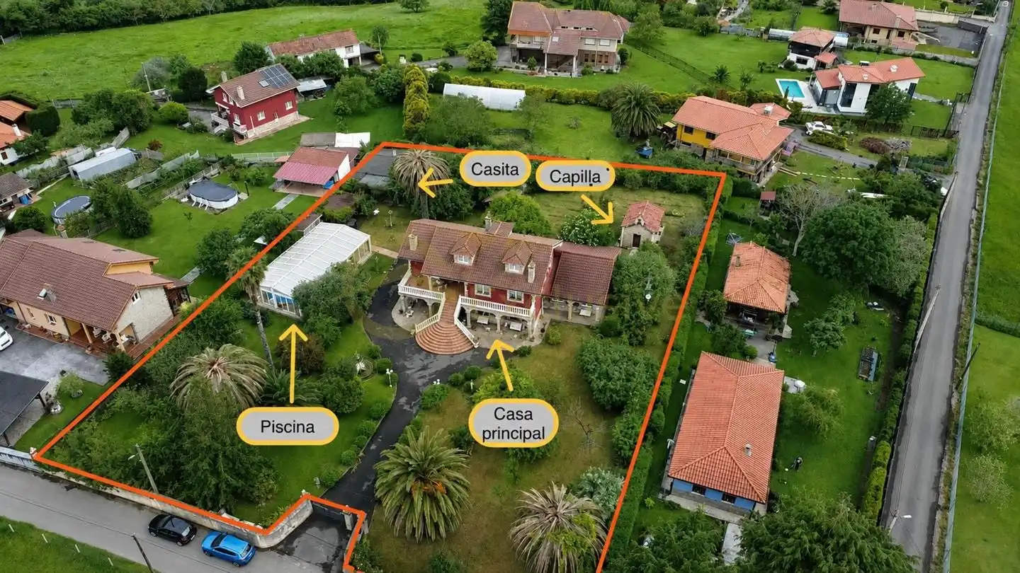 Casa o chalet en venta en Castrillón con Calefacción, Jardín privado y Parquet