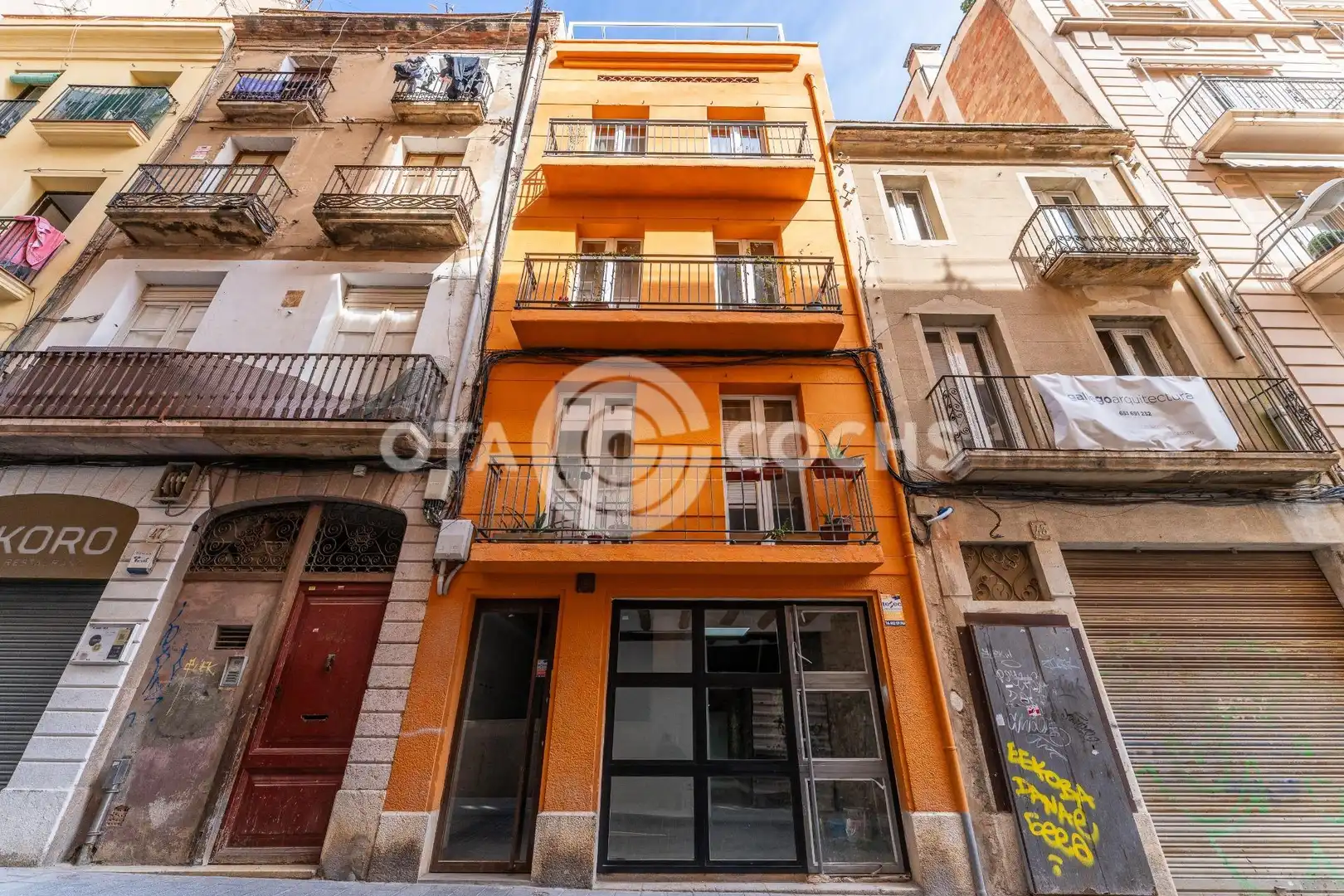 Vista exterior de Planta baixa en venda en Reus amb Aire condicionat