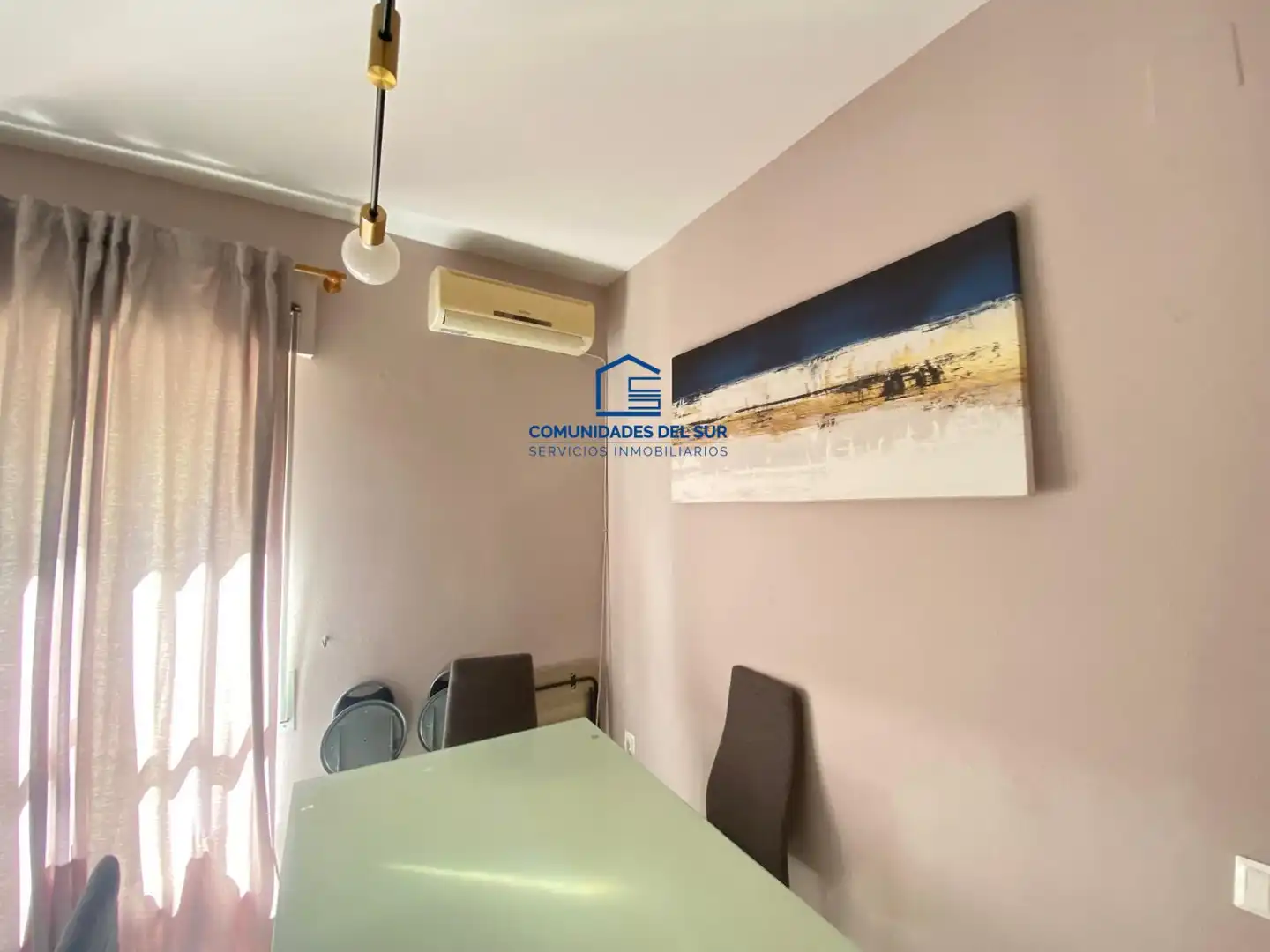 Menjador de Apartament de lloguer en Cádiz amb Aire condicionat, Calefacció i Moblat